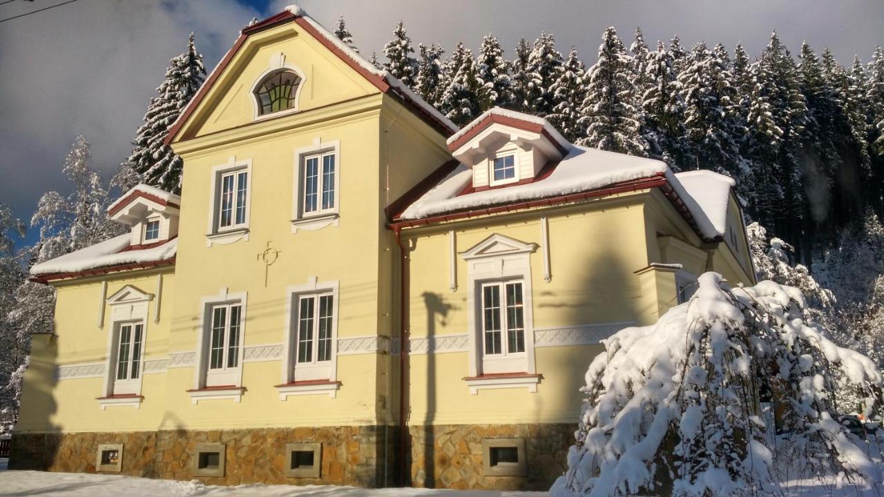 Apartmany Na Fare ビーラー エクステリア 写真