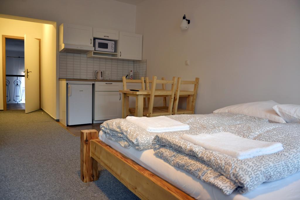 Apartmany Na Fare ビーラー エクステリア 写真